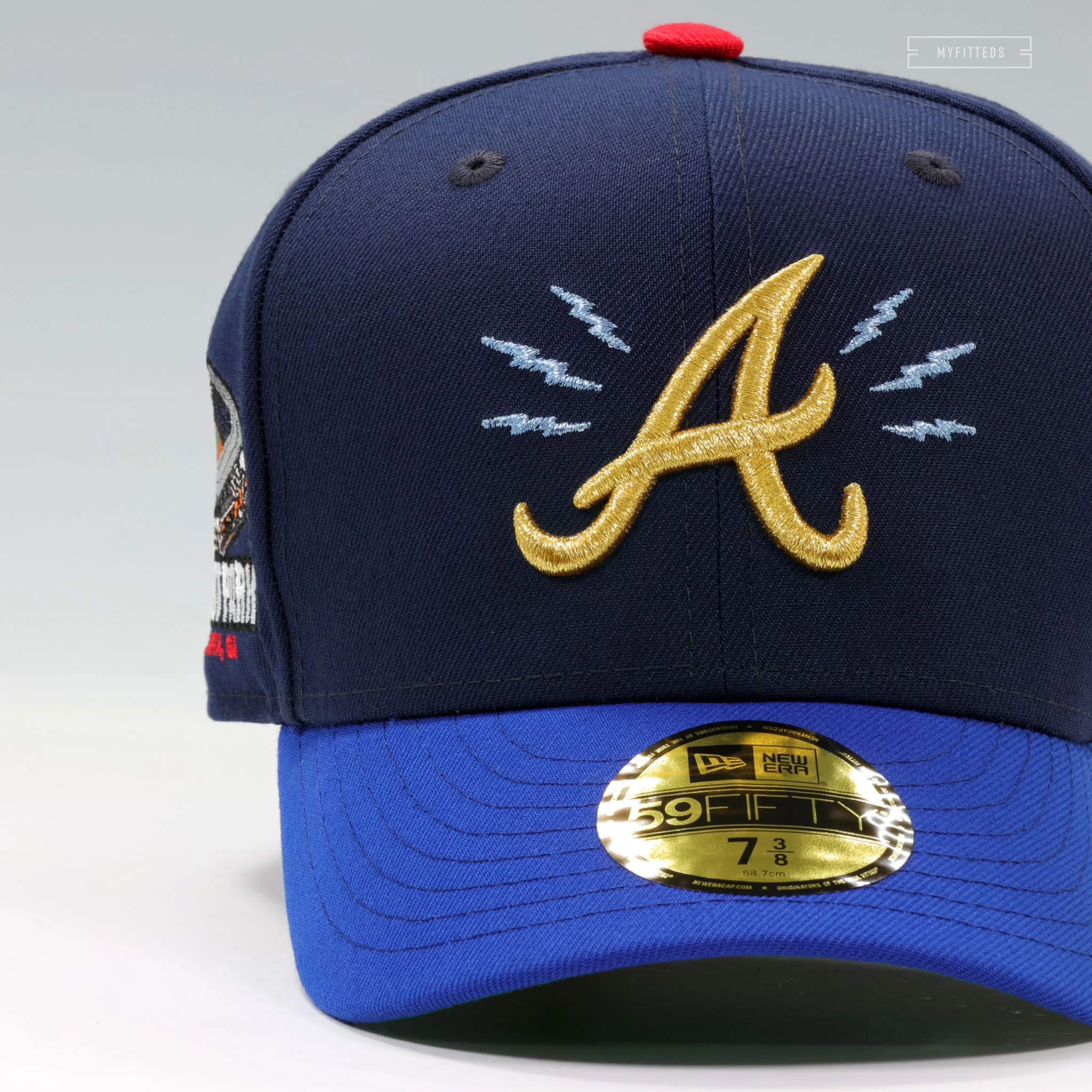 ATLANTA BRAVES BOLTS AND THUNDER TRUIST PARK NIGHTSHADE GOLDEN METALLIC NEW ERA CAP - Image 3