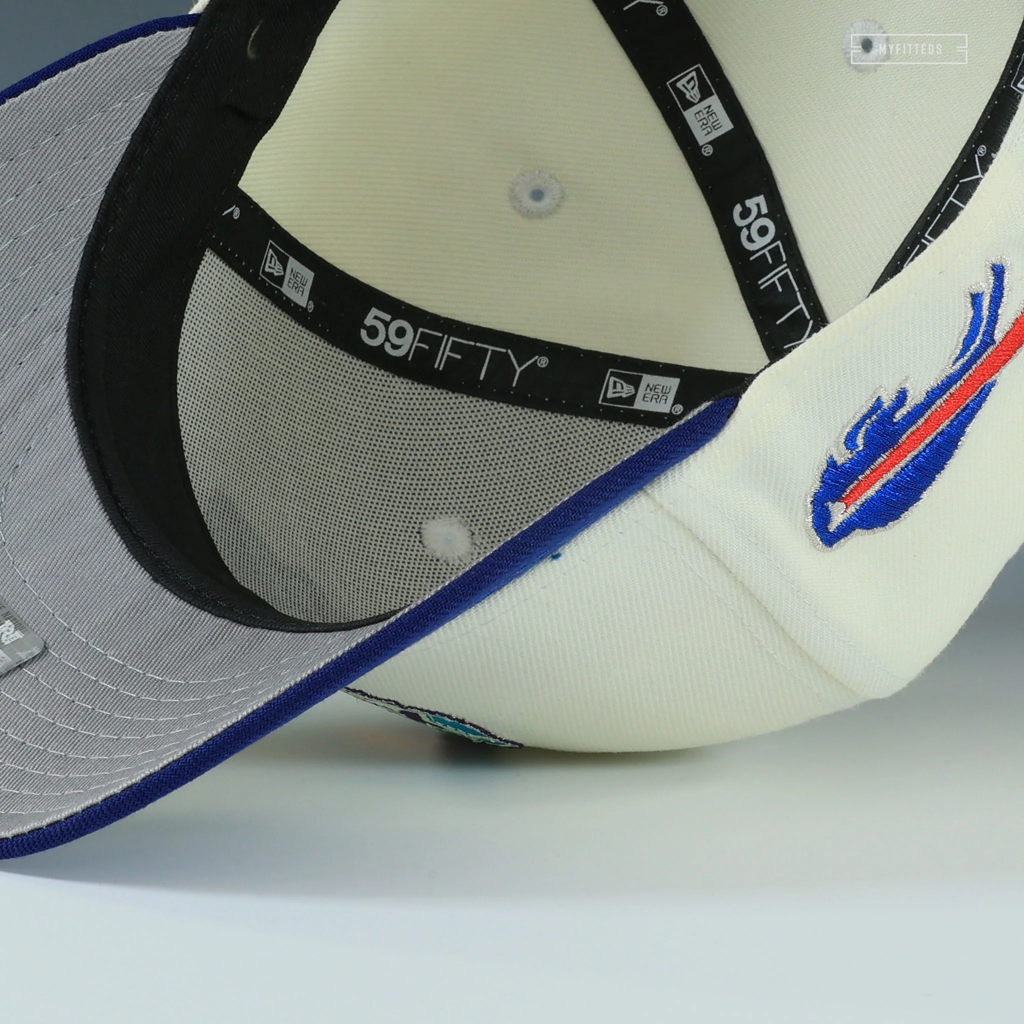 BUFFALO BILLS SUPER BOWL XXVIII LIGATURE REAR OFF WHITE NEW ERA FITTED CAP - Image 7