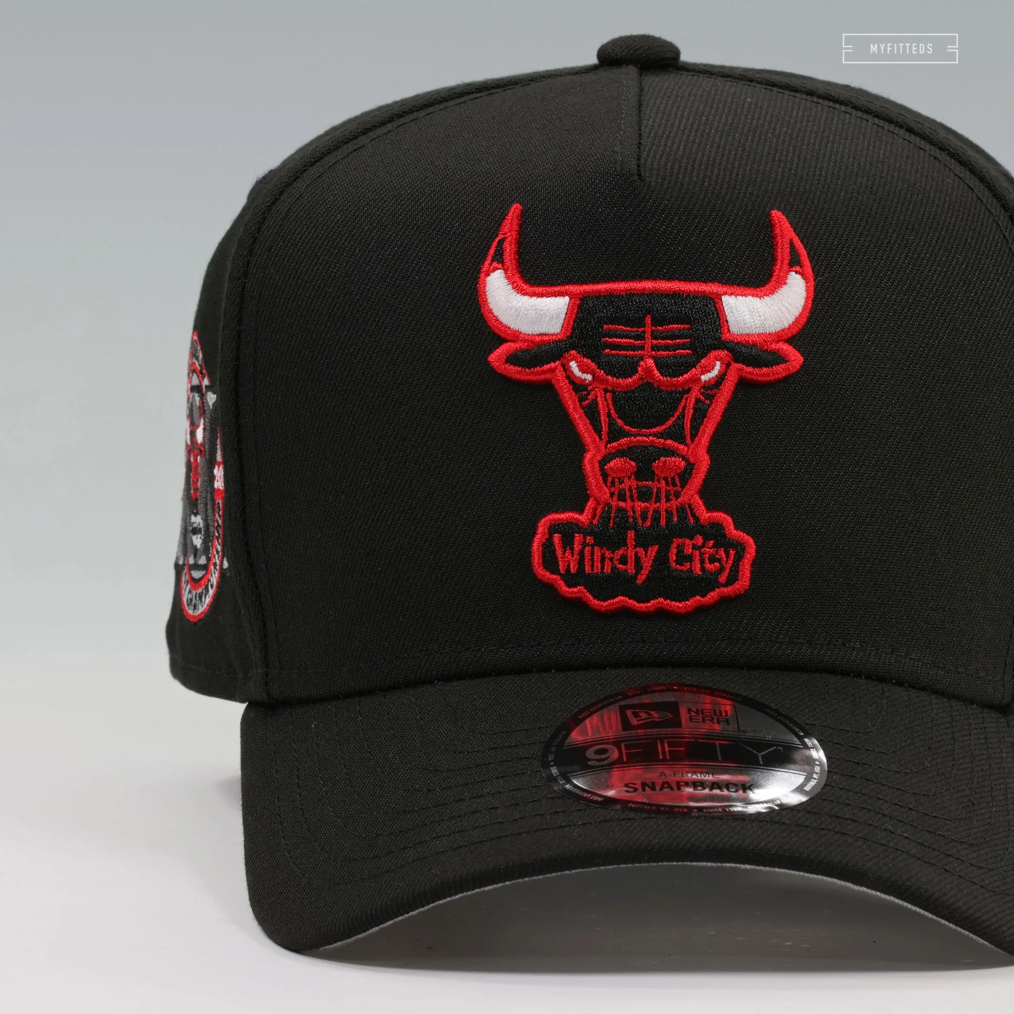CHICAGO BULLS 1991-2011 FIRST CHAMPIONSHIP 20TH ANNIVERSARY 9FIFTY A-FRAME NEW ERA SNAPBACK - Image 3
