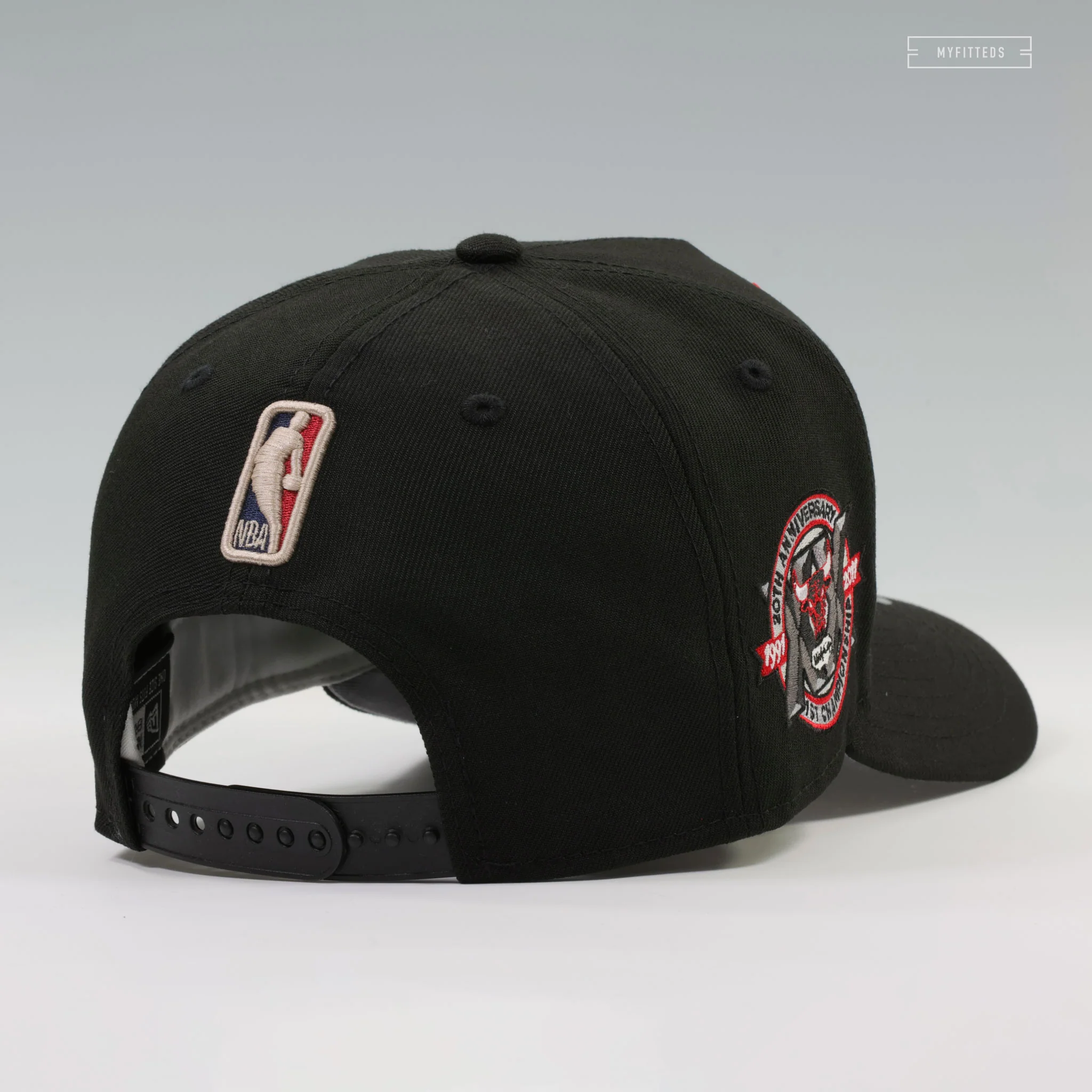 CHICAGO BULLS 1991-2011 FIRST CHAMPIONSHIP 20TH ANNIVERSARY 9FIFTY A-FRAME NEW ERA SNAPBACK - Image 4