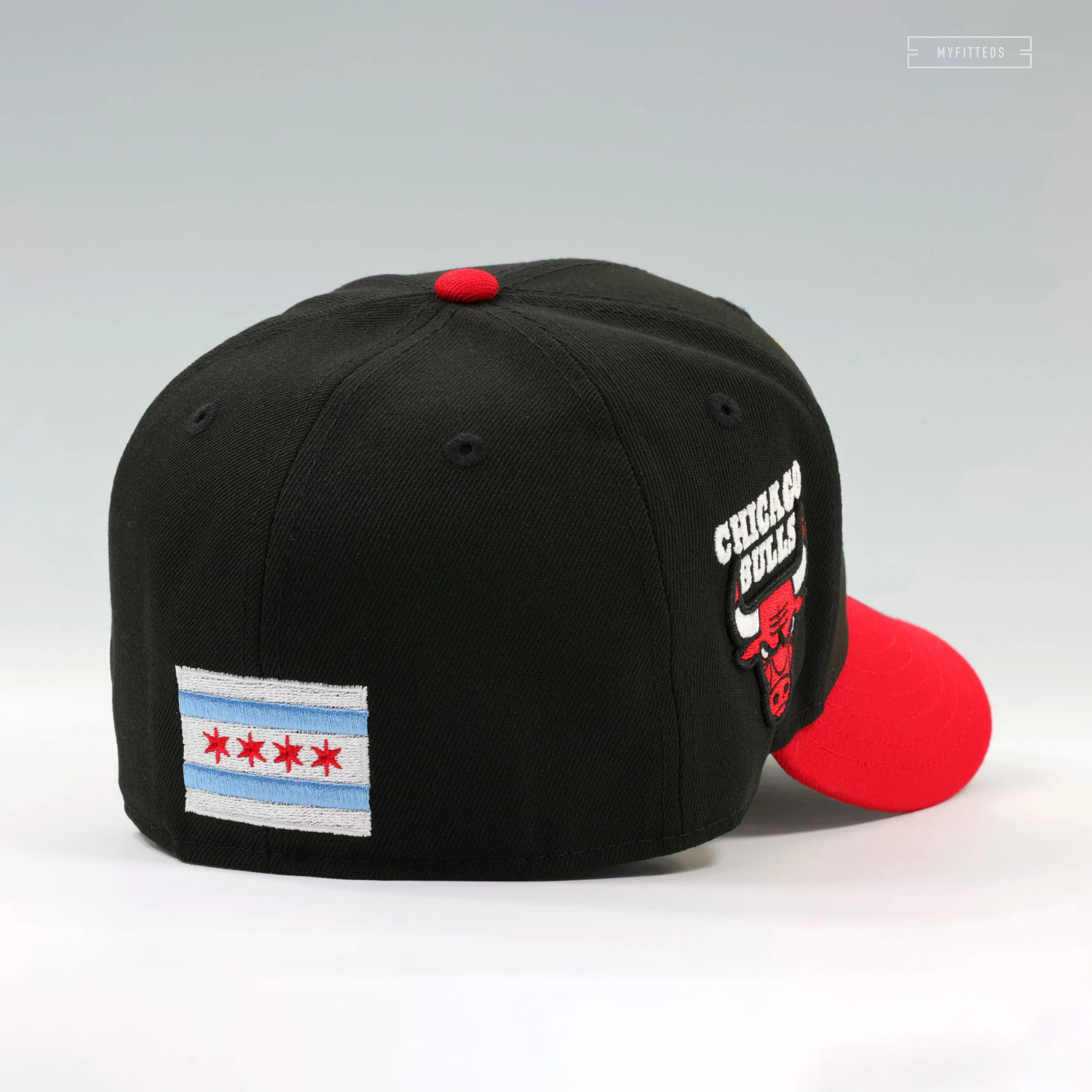 CHICAGO BULLS GRAFFITI 2 TONE JET BLACK SCARLET NEW ERA FITTED CAP - Image 5