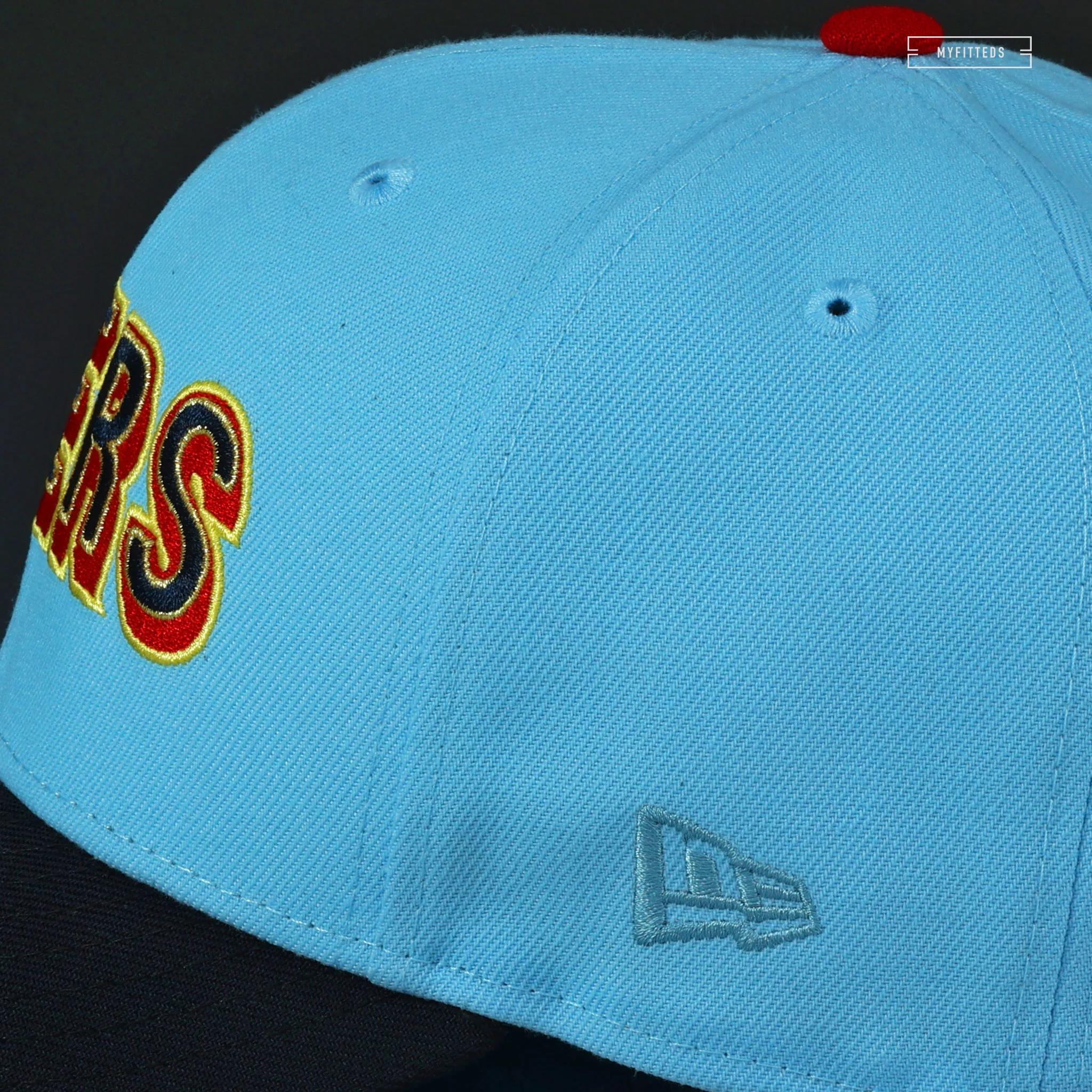 HOUSTON OILERS NFL LUV YA BLUE! ALTERNATE NEW ERA FITTED CAP - Image 5