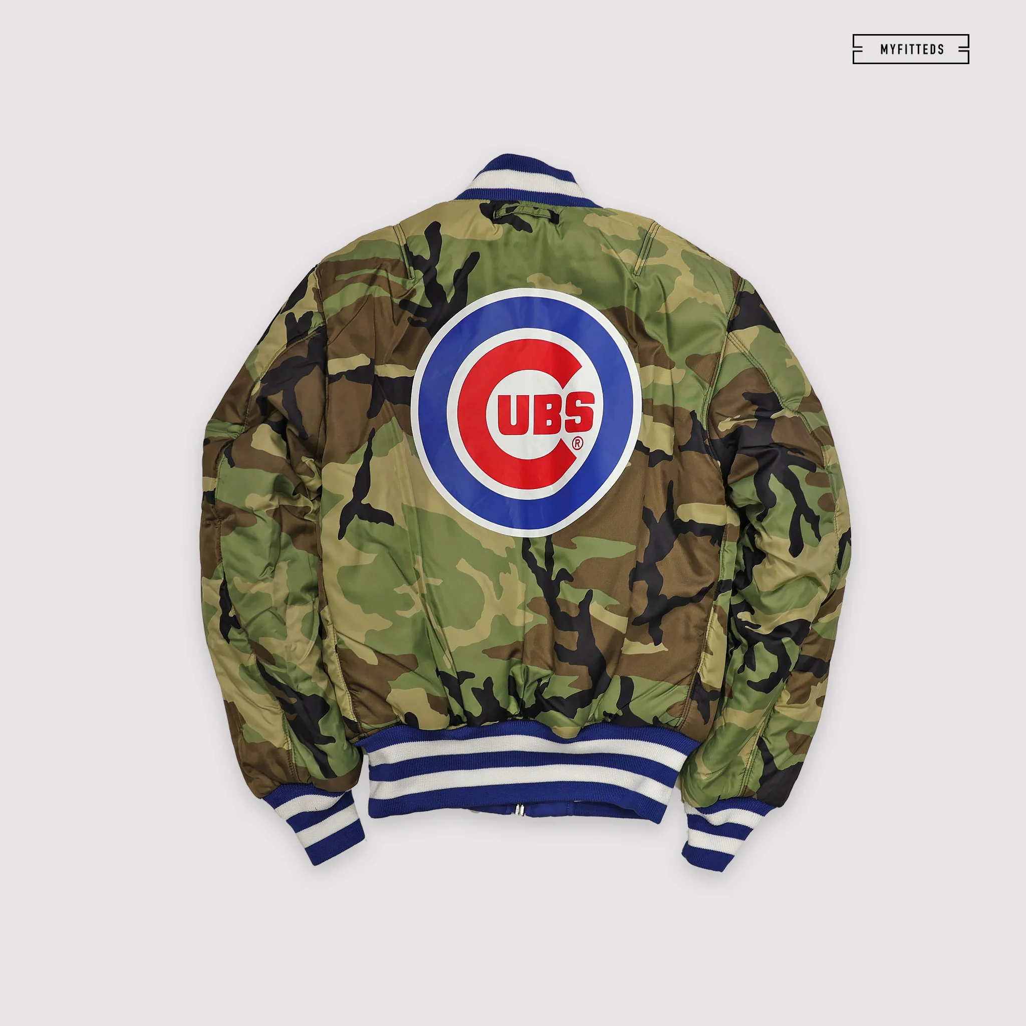 NEW ERA X ALPHA INDUSTRIES CHICAGO CUBS REVERSIBLE BOMBER JACKET - Image 4